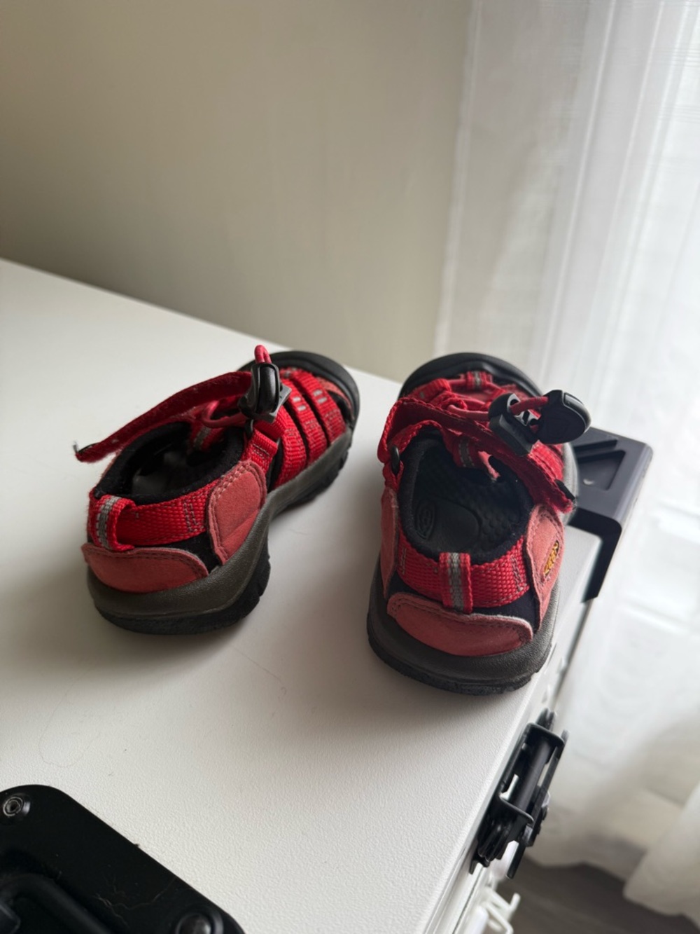 Keen Kids Red and Black Closed-Toe Adventure Sandals - Picture 5 of 5